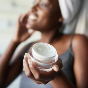 Safest Hydroquinone Cream jar.