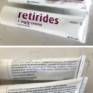 Retirides 0.1 Crema: Anti-wrinkle cream jar.