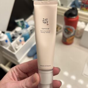 Retin-A cream tube.