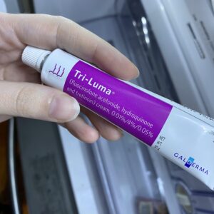 Tri Luma Reddit: Skincare serum bottle.